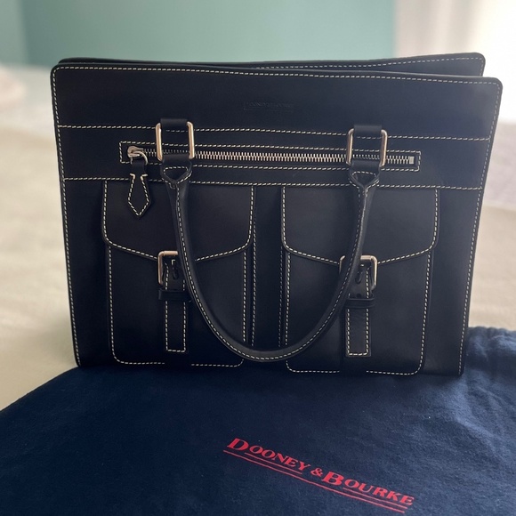 Vintage Dooney & Bourke Alto Black Leather Medium Pocket Tote - Picture 2 of 8